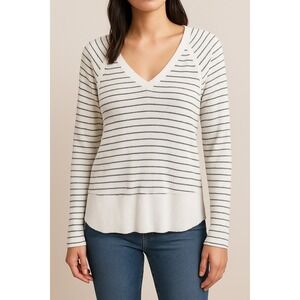 Eri + Ali Women's Striped V Neck Long Sleeve Top Cutout Back Size M